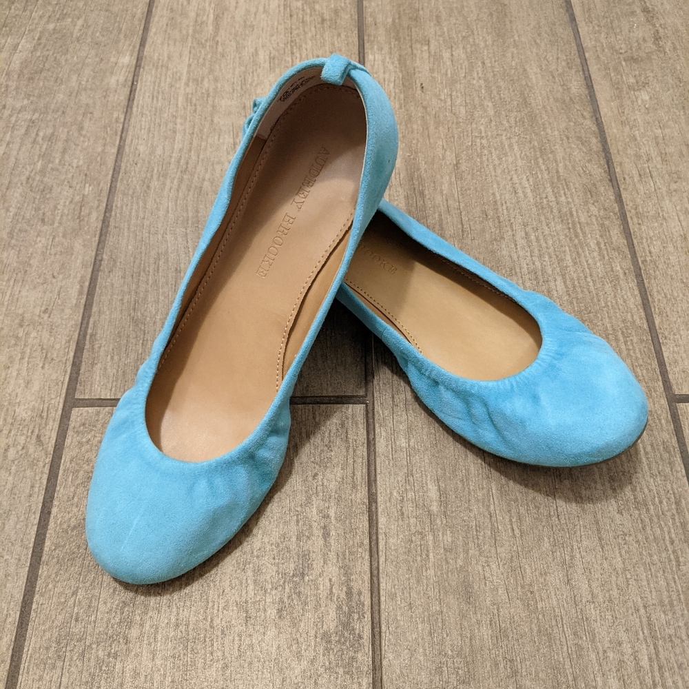 Audrey Brooke Newport ballet flats